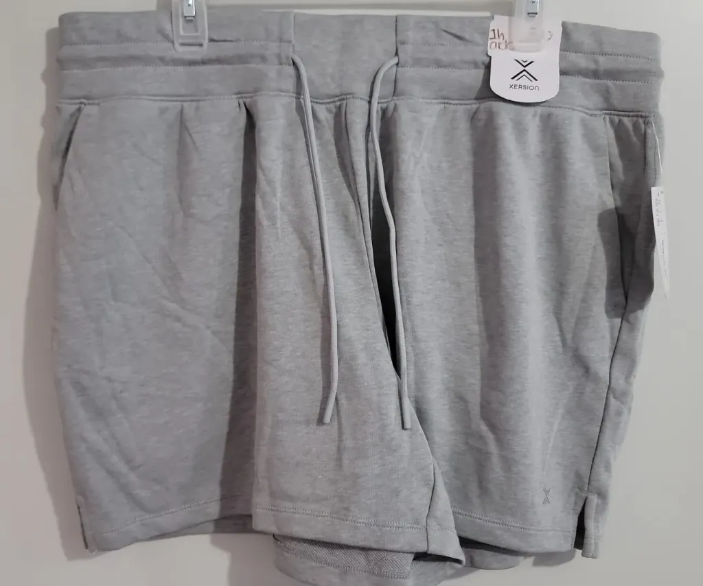 Short gris 220